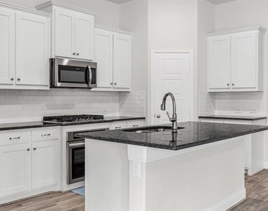 4919 Elizabeth Way - Photo Thumbnail 26