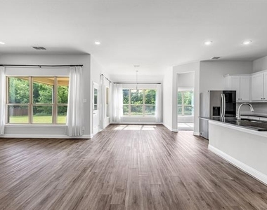4919 Elizabeth Way - Photo Thumbnail 20