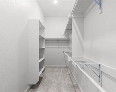 4919 Elizabeth Way - Photo Thumbnail 39