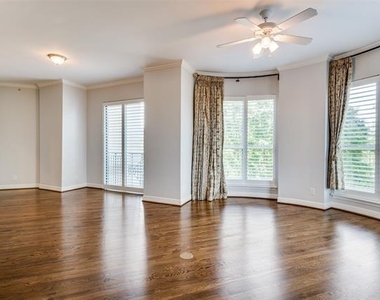 3401 Lee Parkway - Photo Thumbnail 2