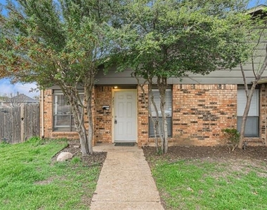 2201 Jackson Circle - Photo Thumbnail 22