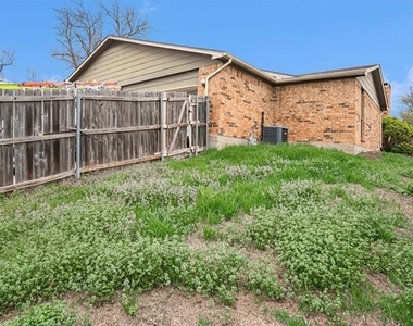 2201 Jackson Circle - Photo Thumbnail 20