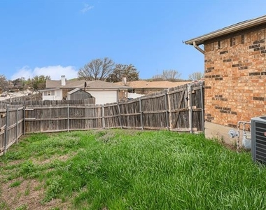 2201 Jackson Circle - Photo Thumbnail 21