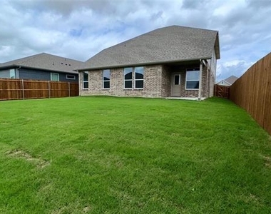 1709 Sparrow Street - Photo Thumbnail 10