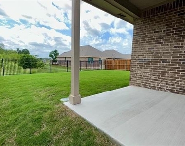1709 Sparrow Street - Photo Thumbnail 9