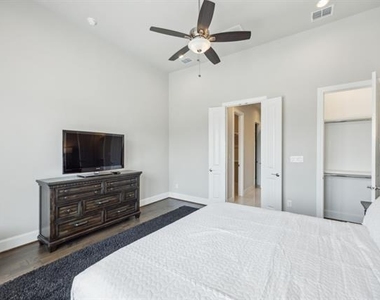 2268 Alterbrook Lane - Photo Thumbnail 20
