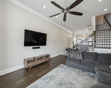 2268 Alterbrook Lane - Photo Thumbnail 13