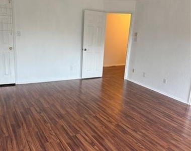 8617 Sabinas Trail - Photo Thumbnail 10