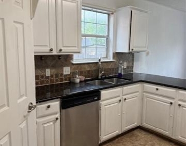 8617 Sabinas Trail - Photo Thumbnail 18
