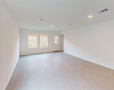 2908 Hearts Trail - Photo Thumbnail 6