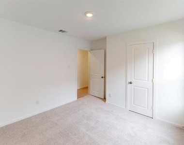 2908 Hearts Trail - Photo Thumbnail 9