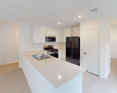 2908 Hearts Trail - Photo Thumbnail 4