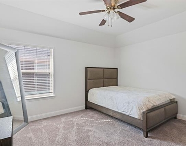 11740 Tuscarora Drive - Photo Thumbnail 26