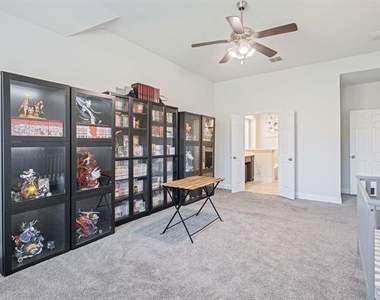 11740 Tuscarora Drive - Photo Thumbnail 17