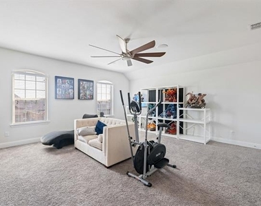 11740 Tuscarora Drive - Photo Thumbnail 23