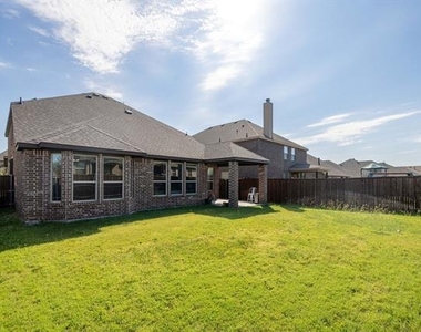 11740 Tuscarora Drive - Photo Thumbnail 33