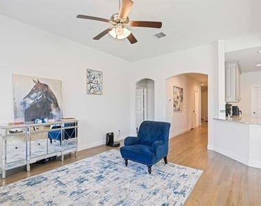 11740 Tuscarora Drive - Photo Thumbnail 8