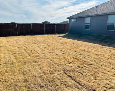 2516 Bellatrix Drive - Photo Thumbnail 17