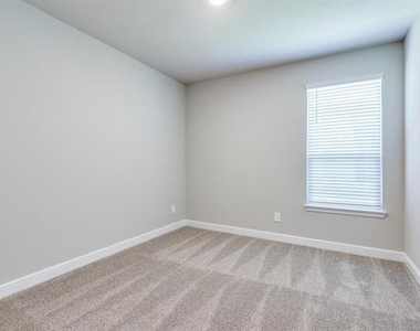 2516 Bellatrix Drive - Photo Thumbnail 15