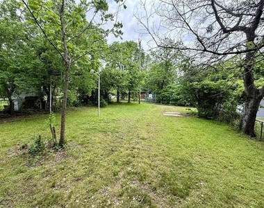 1326 W Sears Street - Photo Thumbnail 19