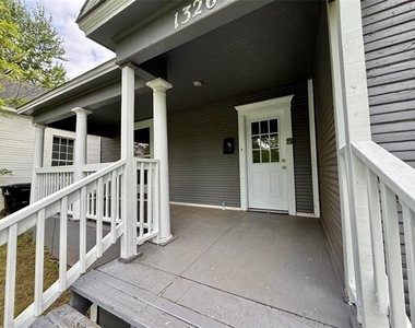 1326 W Sears Street - Photo Thumbnail 1