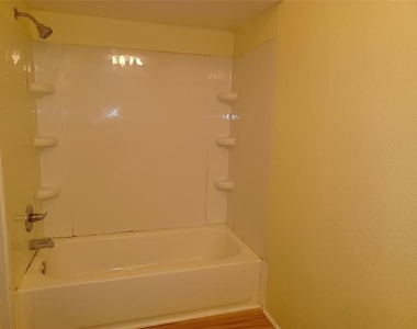 8335 Horseshoe Drive - Photo Thumbnail 13