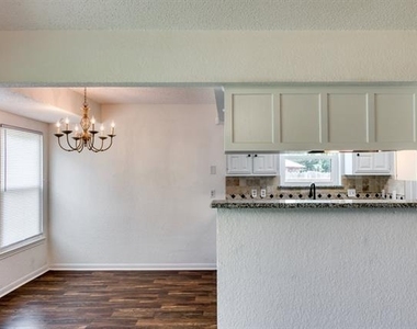 1700 Willow Vale Drive - Photo Thumbnail 7