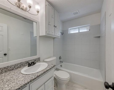 1700 Willow Vale Drive - Photo Thumbnail 14