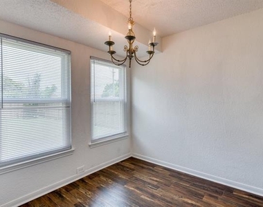1700 Willow Vale Drive - Photo Thumbnail 8