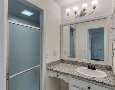 1700 Willow Vale Drive - Photo Thumbnail 17