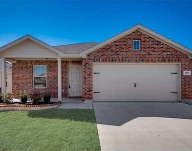305 Falling Star Drive - Photo Thumbnail 2