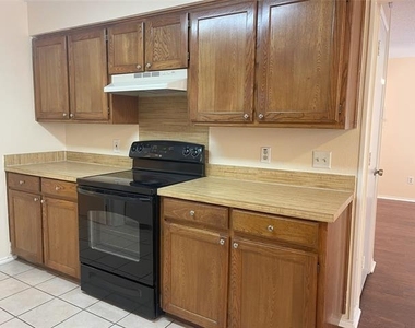 5719 Red Cactus Court - Photo Thumbnail 4