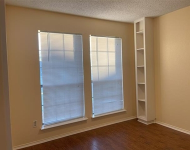 5719 Red Cactus Court - Photo Thumbnail 2