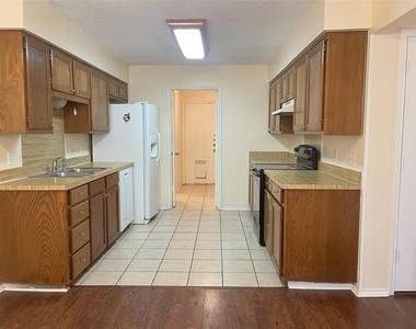 5719 Red Cactus Court - Photo Thumbnail 3