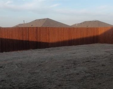 308 Youngblood Lane - Photo Thumbnail 7