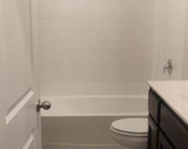 308 Youngblood Lane - Photo Thumbnail 5