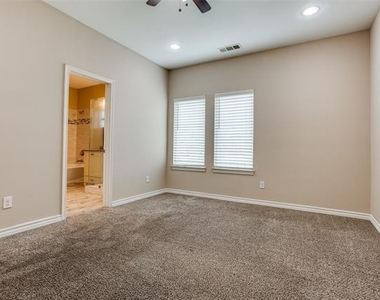 336 Austin Avenue - Photo Thumbnail 14