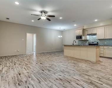 336 Austin Avenue - Photo Thumbnail 5