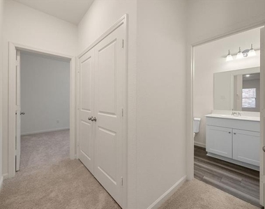 617 Delaware Avenue - Photo Thumbnail 11