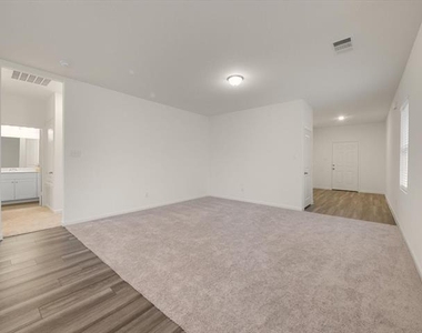 617 Delaware Avenue - Photo Thumbnail 6