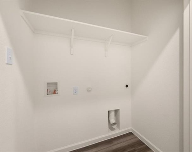 617 Delaware Avenue - Photo Thumbnail 14