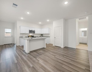 617 Delaware Avenue - Photo Thumbnail 1