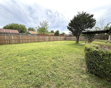 5620 Pearce Street - Photo Thumbnail 21