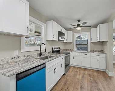 4220 Ramey Avenue - Photo Thumbnail 8
