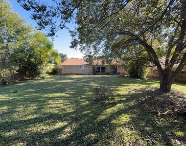 1613 Edge Hill Road - Photo Thumbnail 1