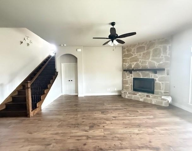 1009 Tree Shadow Lane - Photo Thumbnail 5