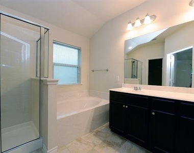 1917 Megan Creek Drive - Photo Thumbnail 11