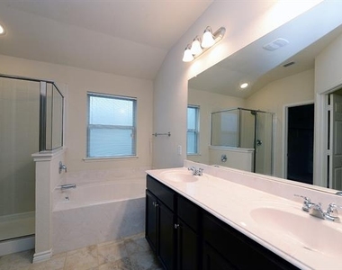 1917 Megan Creek Drive - Photo Thumbnail 12