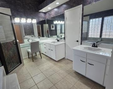 1315 Spyglass Drive - Photo Thumbnail 14