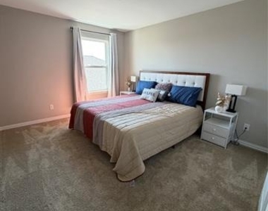 1300 Starling Street - Photo Thumbnail 21